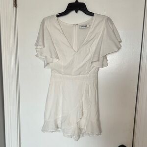 DO+BE Ivory Flutter Sleeve Romper